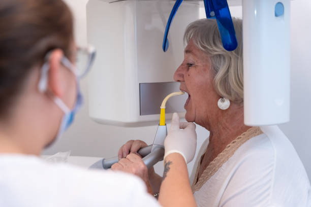 Best Emergency Root Canal Therapy in Justice, IL