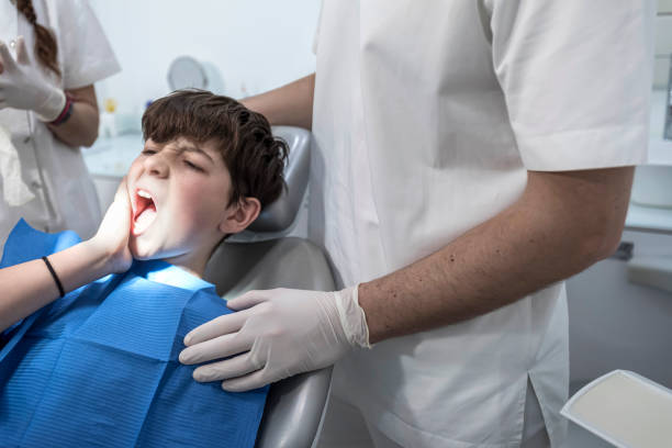Best Weekend Emergency Dental Services in Justice, IL