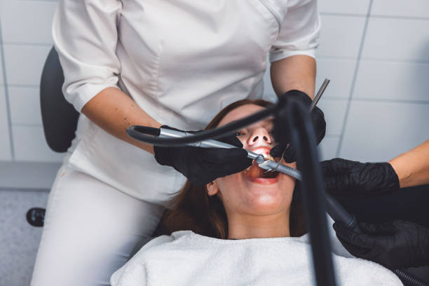 Best Broken or Chipped Tooth Repair in Justice, IL